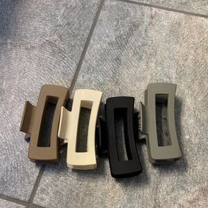 Stylish Hair Clips Set - Black, Cream, Tan, Gray